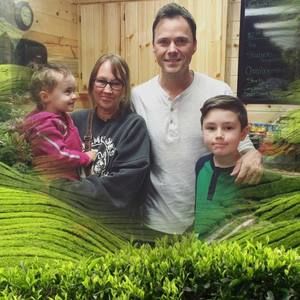 Meet your Posher, Joy